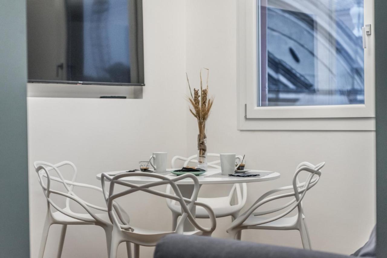 L'Altana Di Emilia Suite Modena Luaran gambar