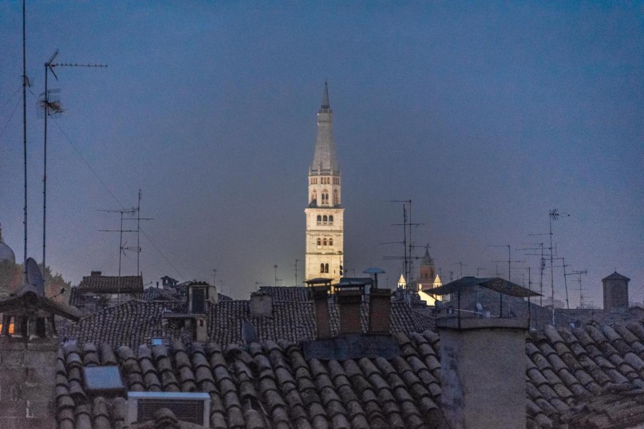 L'Altana Di Emilia Suite Modena Luaran gambar